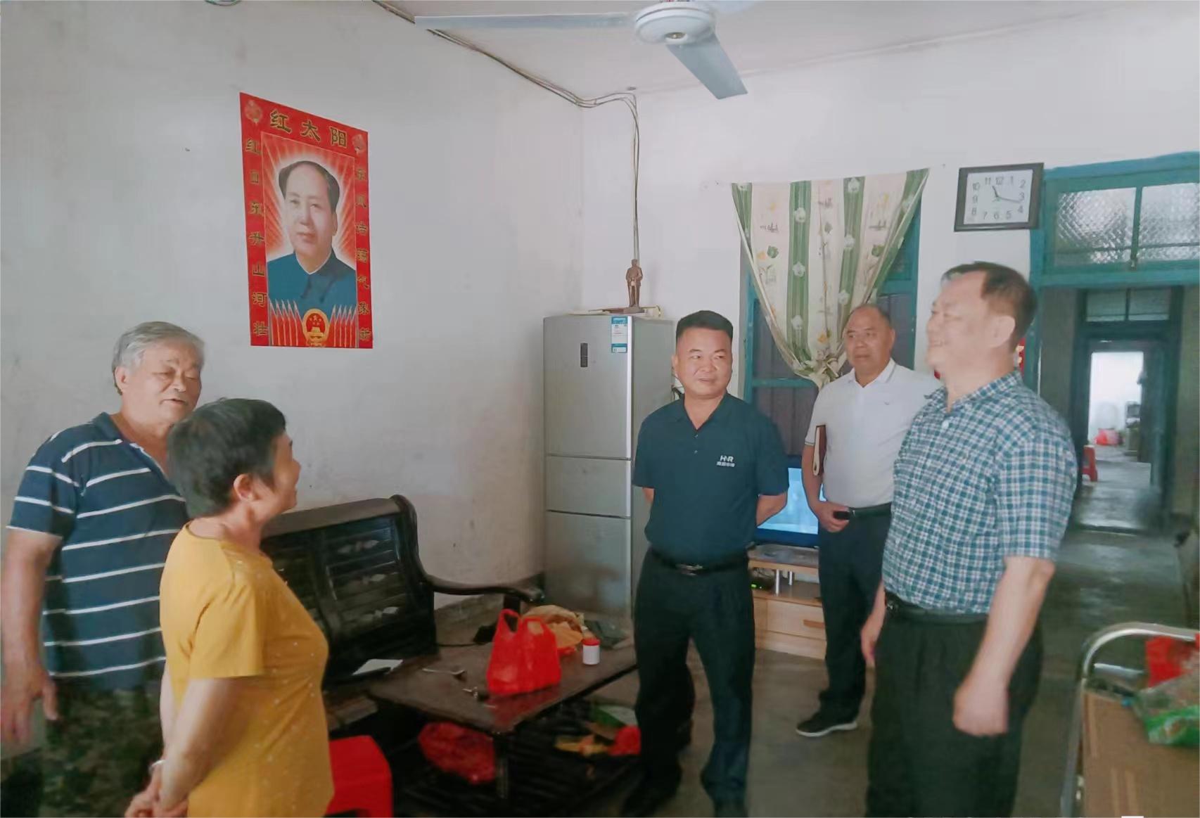 1712481192505025571.jpg 1712481192505025571.jpg